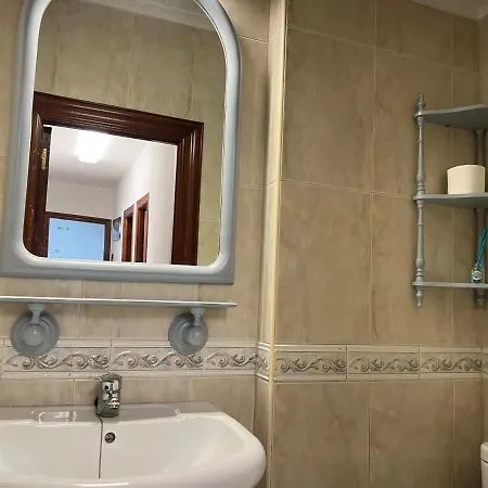 La Arena - Playa De San Lorenzo - En Apartamento *